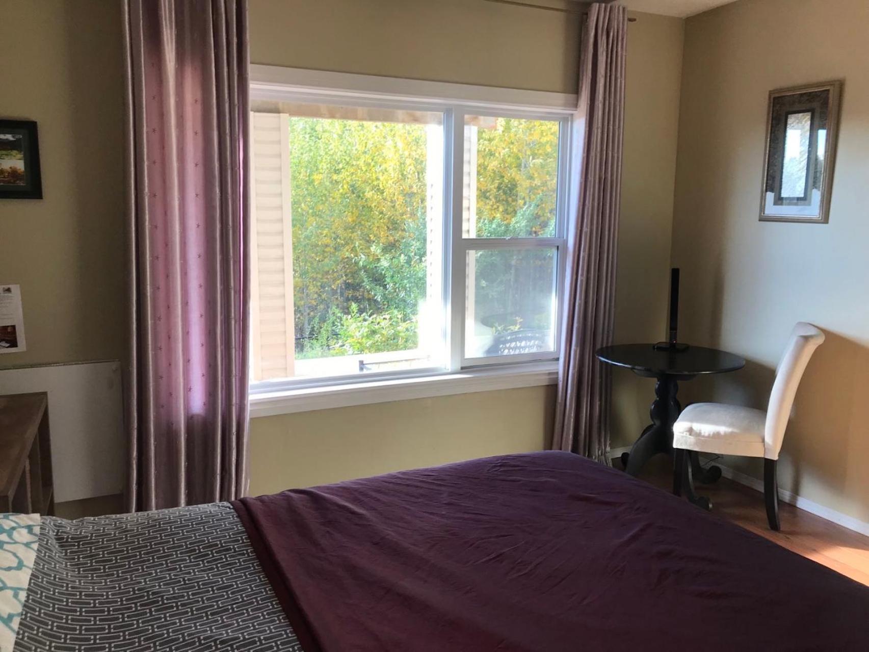 民宿ann's House In Calgary